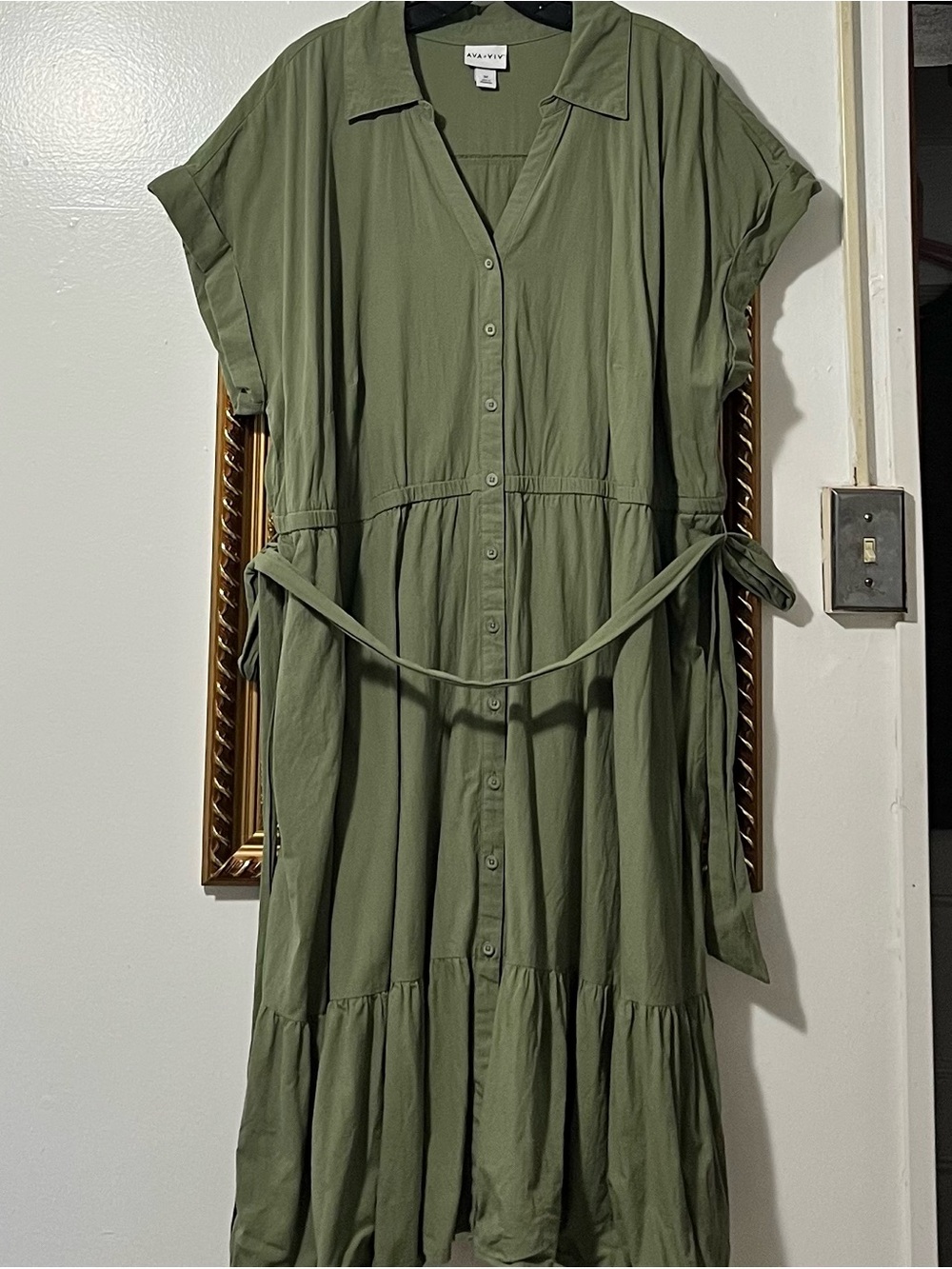 NWOT Ava & Viv Sage Green Button-Front Tie-Waist Midi Dress 100% Cotton - Picture 2 of 7